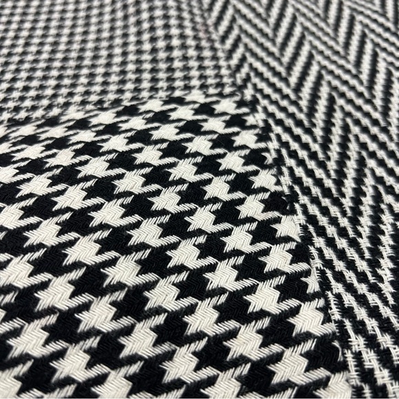 NWT Ann Taylor Houndstooth Skirt Flare Hem Sz 8 Black White Neutral Office Chic - Picture 3 of 12